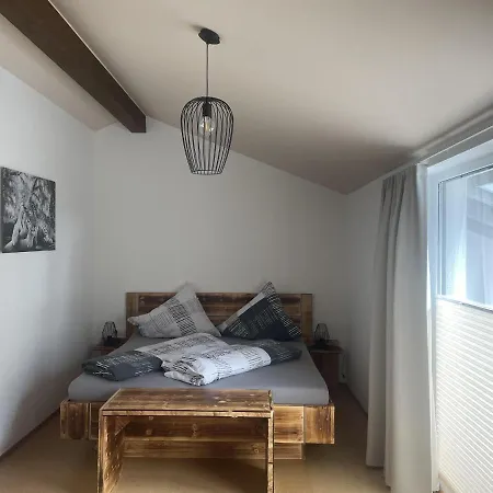 מלון Haus Laura לאנגנפלד