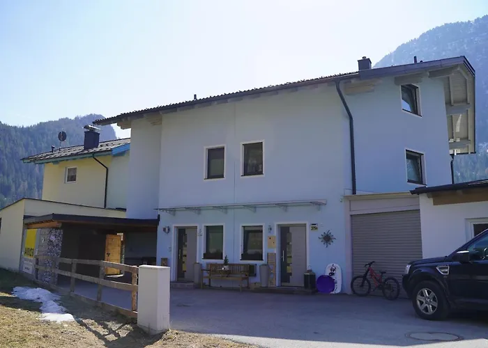 Haus Laura Hotel Längenfeld